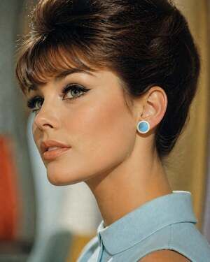 BOGO FREE 1960s BUTTON STUD EARRINGS